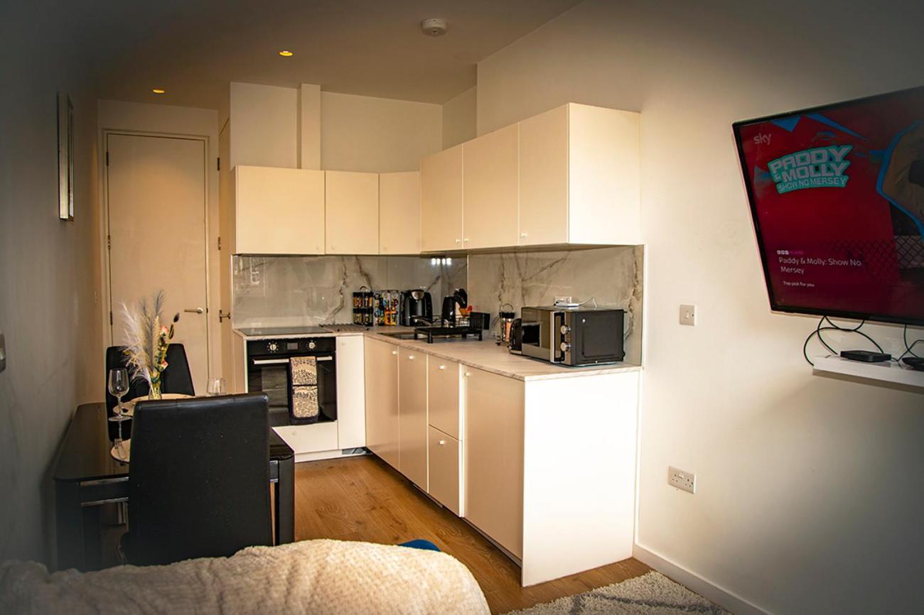 Modern London Apt Near Aldgate East Tube, Tower Bridge & The City Apartment ภายนอก รูปภาพ