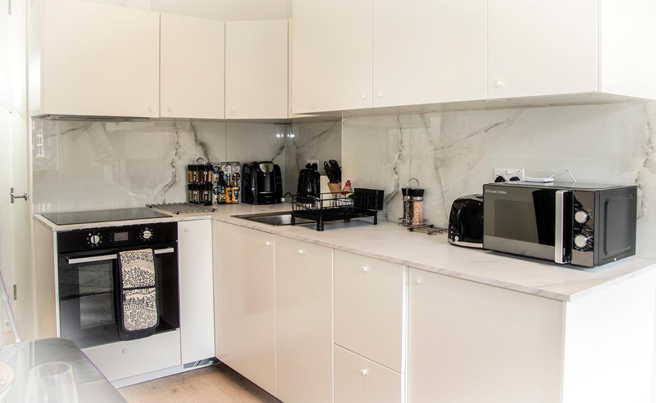 Modern London Apt Near Aldgate East Tube, Tower Bridge & The City Apartment ภายนอก รูปภาพ